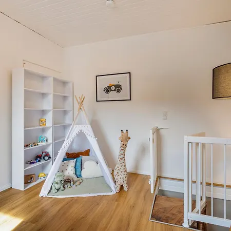 Villa Trifft Zeche By Cordis Sky Fuer Bis Zu 7 Personen 5 Minuten Zur Messe Essen Und Zum Hauptbahnhof Essen Buitenkant foto