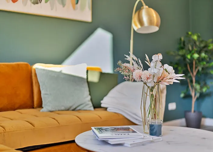 Villa Trifft Zeche By Cordis Sky Fuer Bis Zu 7 Personen 5 Minuten Zur Messe Essen Und Zum Hauptbahnhof Essen